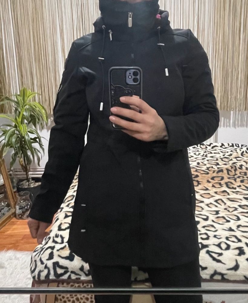 Geaca impermeabila dama 36