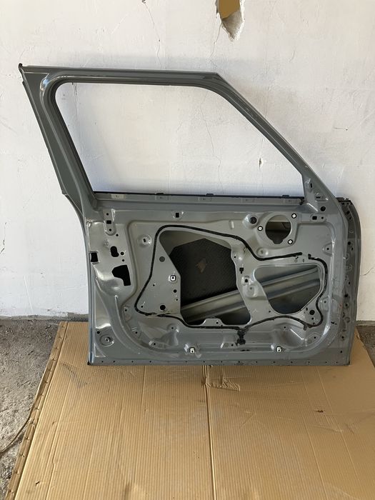 Предна лява врата за Mini Countryman F60 Мини Кънтримен Ф60/2018-2023г