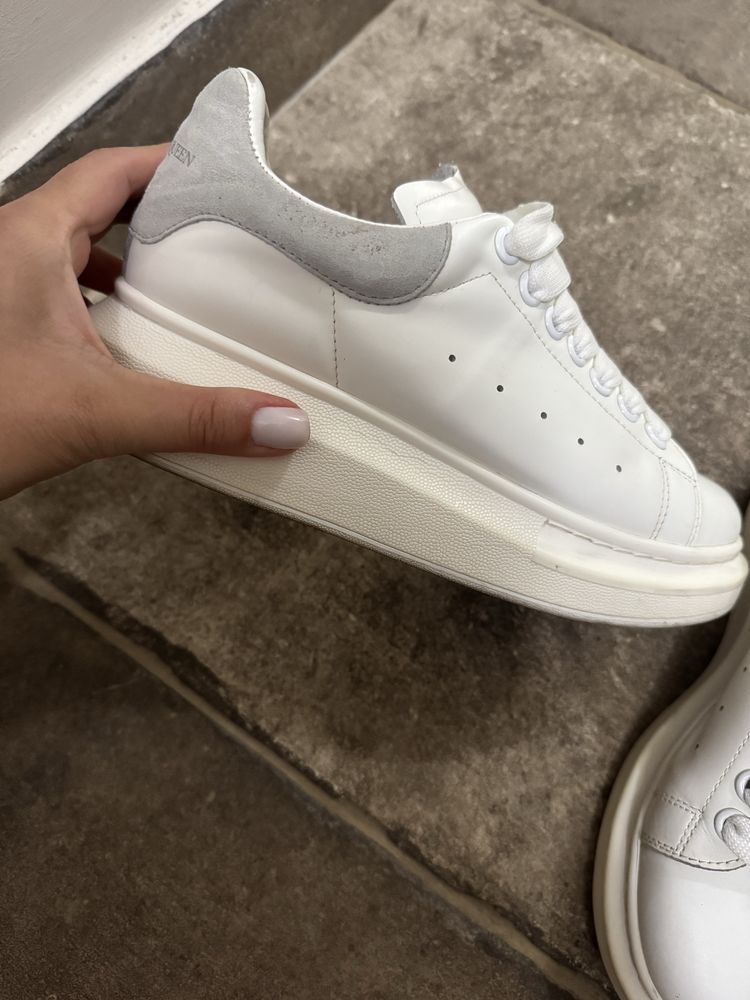 Кецове Mcqueen дамски