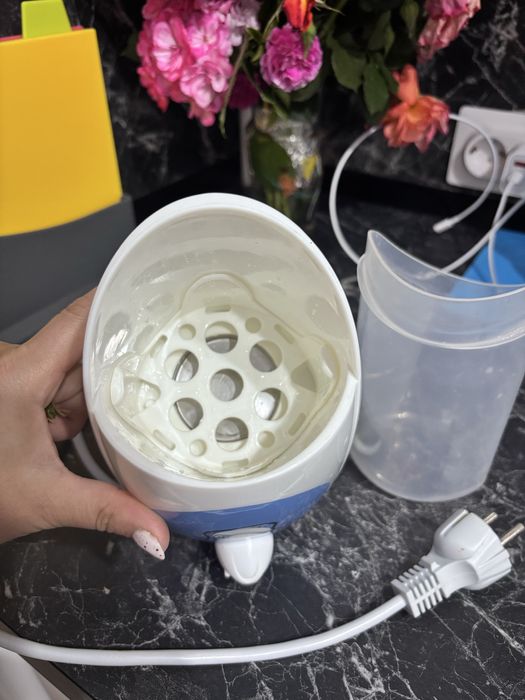 Incalzitor biberoane 5 in 1 pentru casa si masina Kidscare KC107