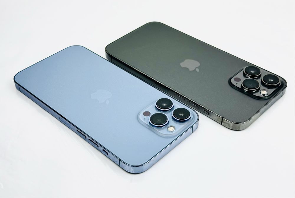 Apple iPhone 13 Pro Max 128GB Graphite / Blue Отличен! Гаранция!