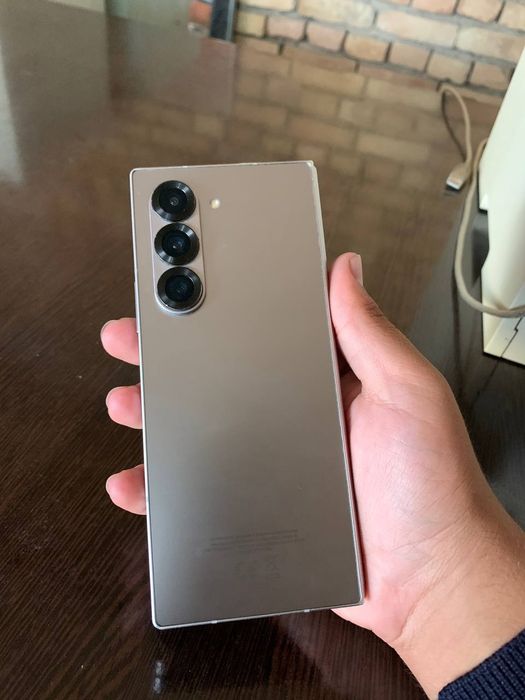 Samsung z fold 6