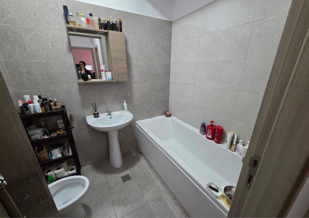 Inchiriez apartament 2 camere mp2