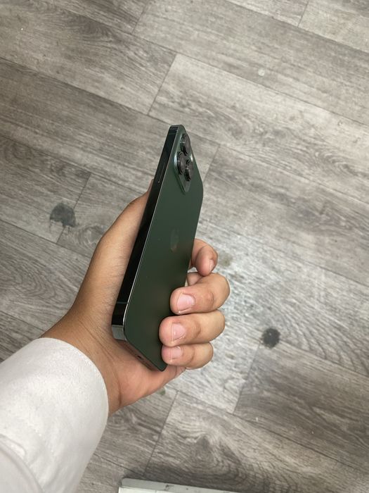 Iphone 13 pro max green
