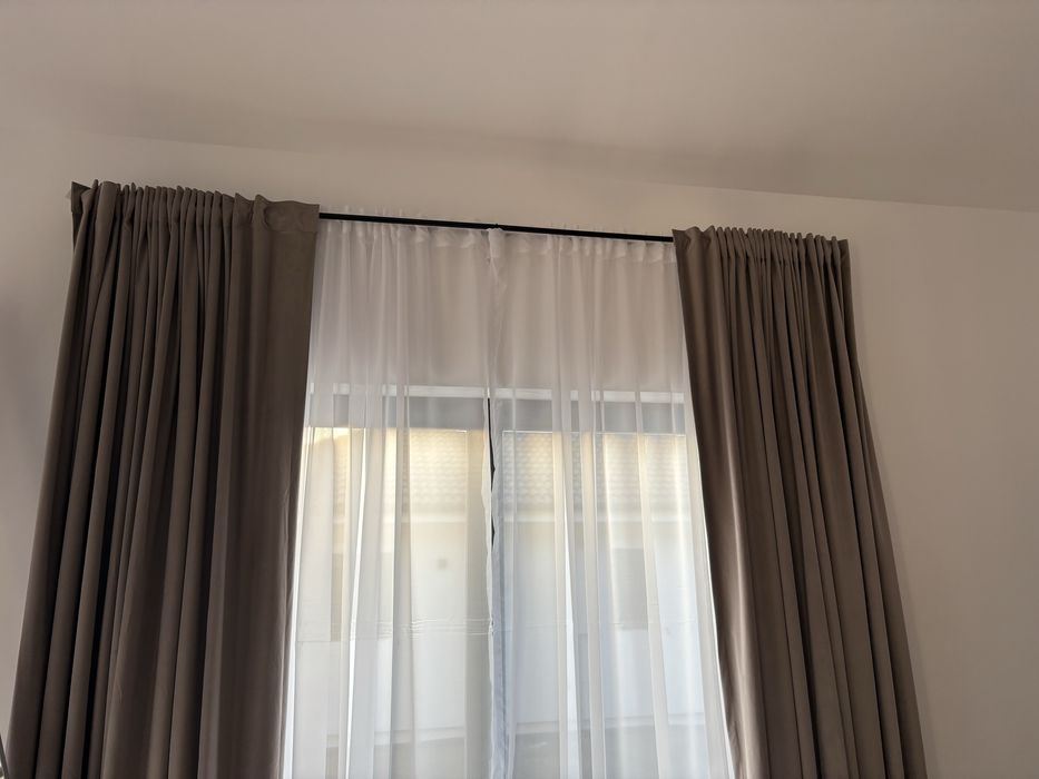 Perdele si draperii noi, neutilizate