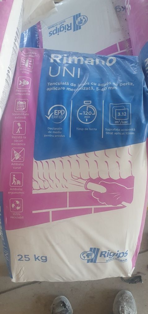 vând tencuiala saci rimano uni