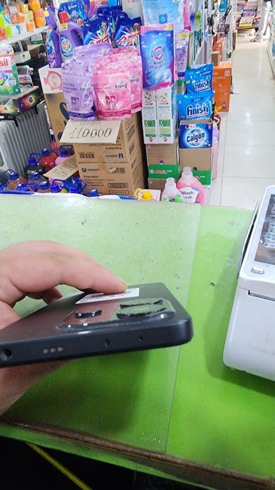 Redmi note 14  xolati ideal yangi 3 oy bolgan karopkadan ochilganga