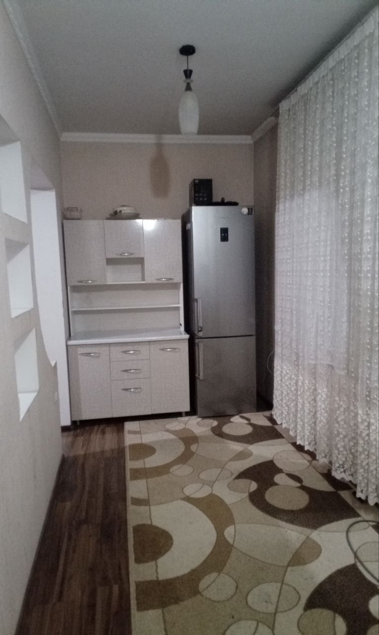 Продам 3-х комнатную квартиру в Янгихаётском