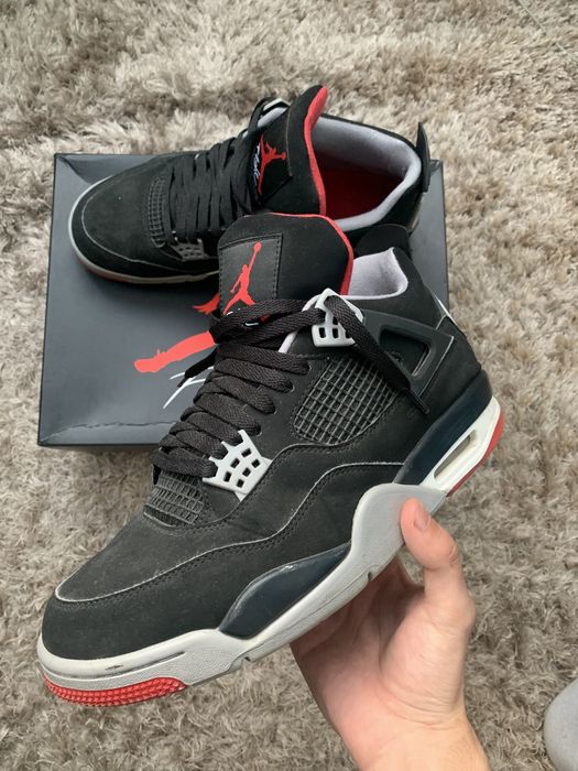 Vand Jordan 4 Bred