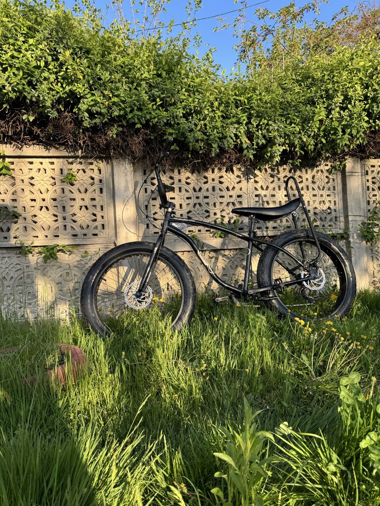 Vand bicicleta pegas