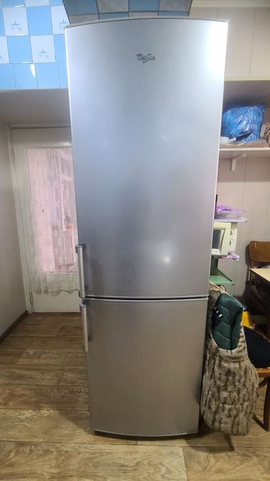 Холодильник в хорошем состоянии