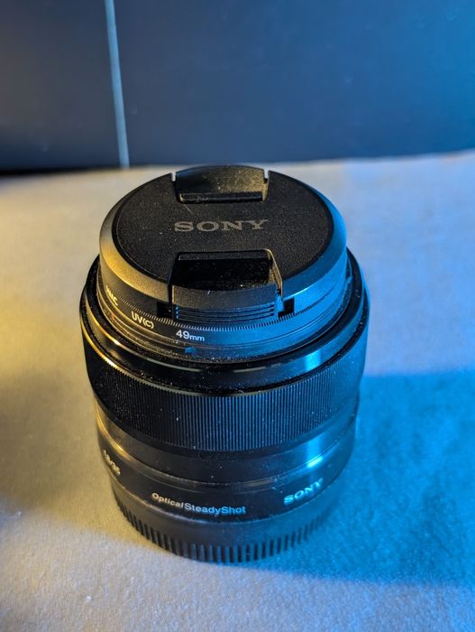 Нова цена до края на месеца Обектив Sony 35mm f/1.8 OSS + Hoya Uv филт