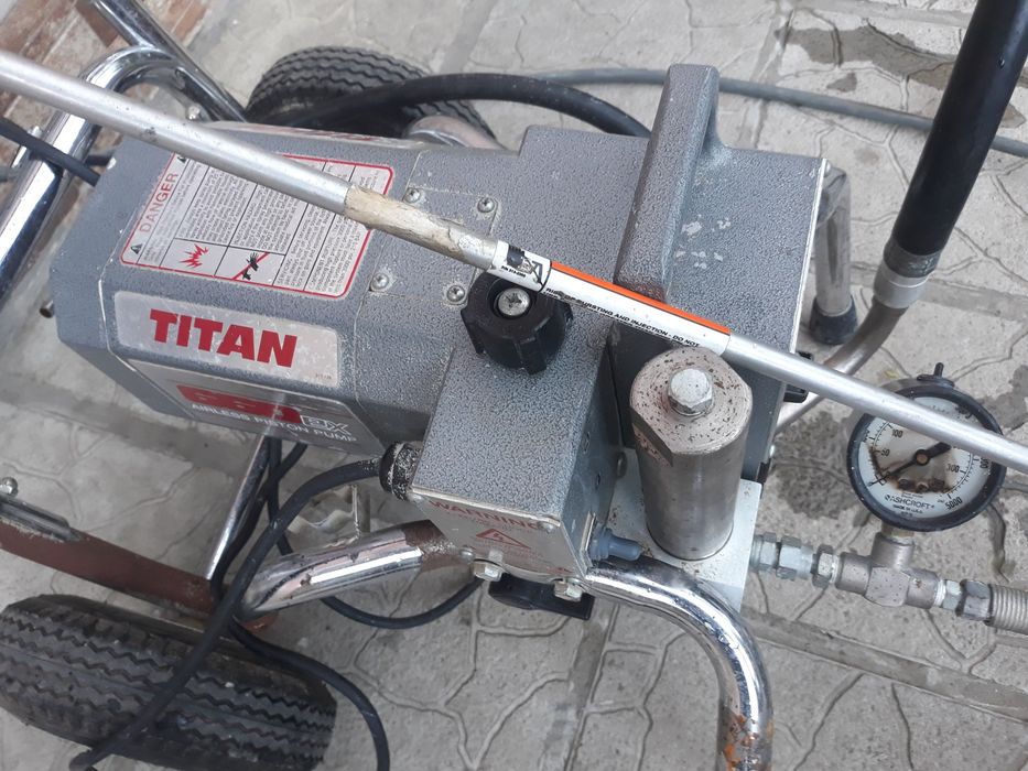 Titan 660ex Бутална Бояжийска Машина Фасаген Финна Шпакловка