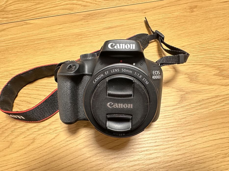 Фотоапарат Canon 4000d