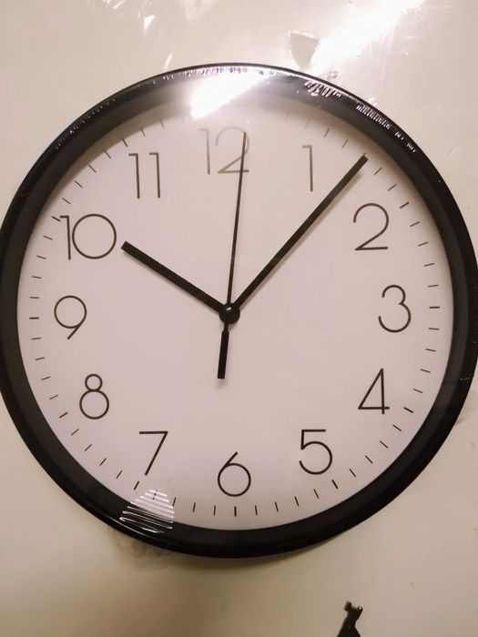 Ceas analogic,de perete