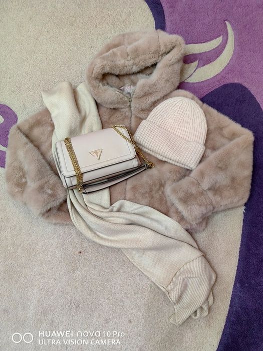 Къси якета с еко косъм