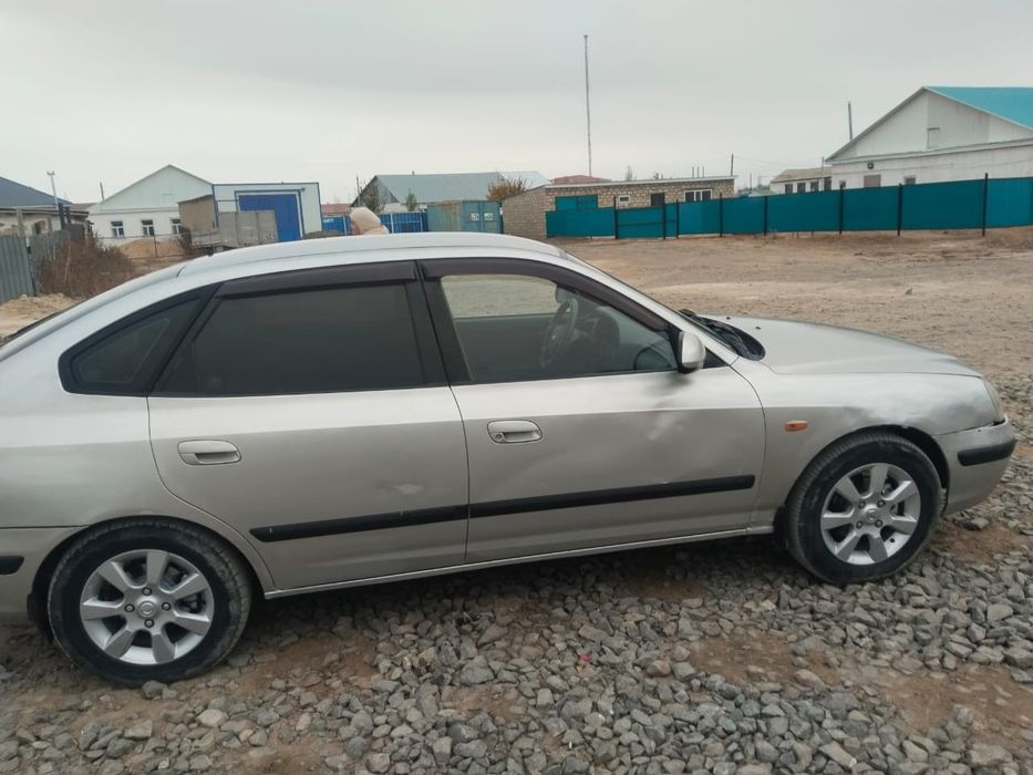 Хюндай элантра көлігі сатылады жағдай жақсы 2001ж