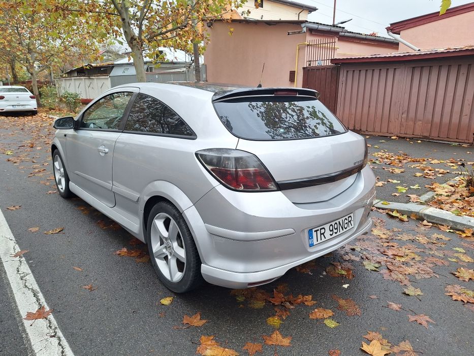 Vând Opel Astra GTC 2008