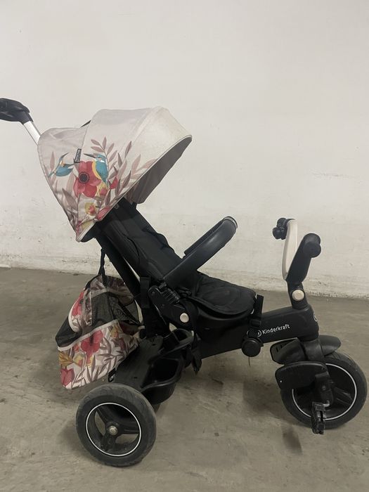 Vand tricicleta Kinderkraft 4 in 1 rotativa cu pozitie de somn
