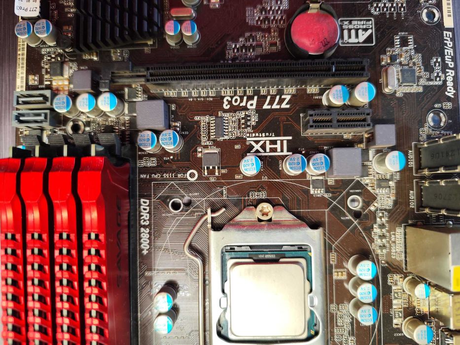 Vând Asrock Z77 PRO