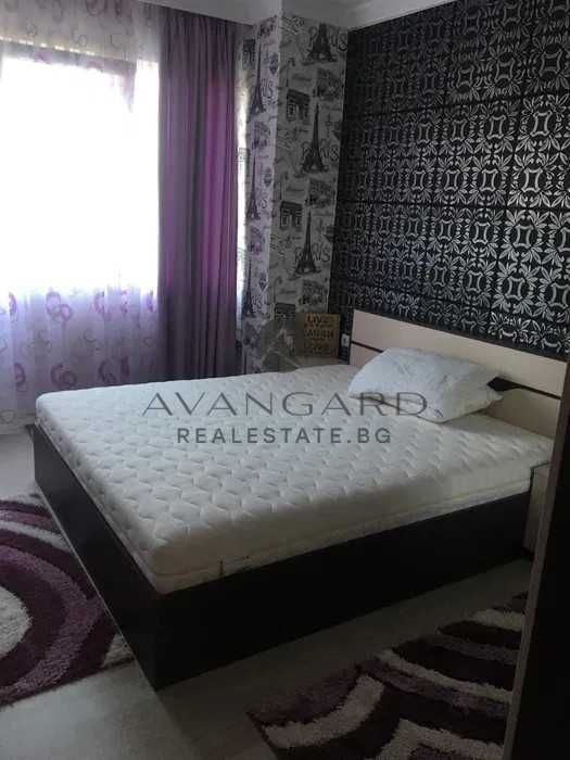 Продава се Тристаен апартамент в Пловдив, Съдийски - 110 кв.м за 1728 €/кв.м - Снимка #5