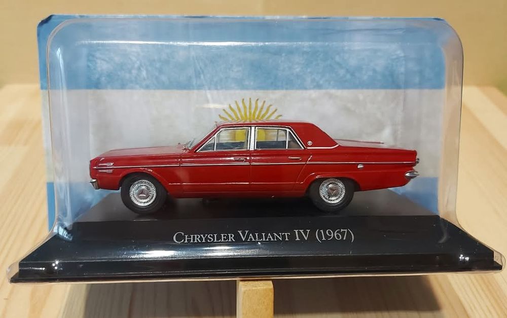Chrysler Valiant IV. Цена: 25лв. (1/739). Мащаб 1:43, метал и