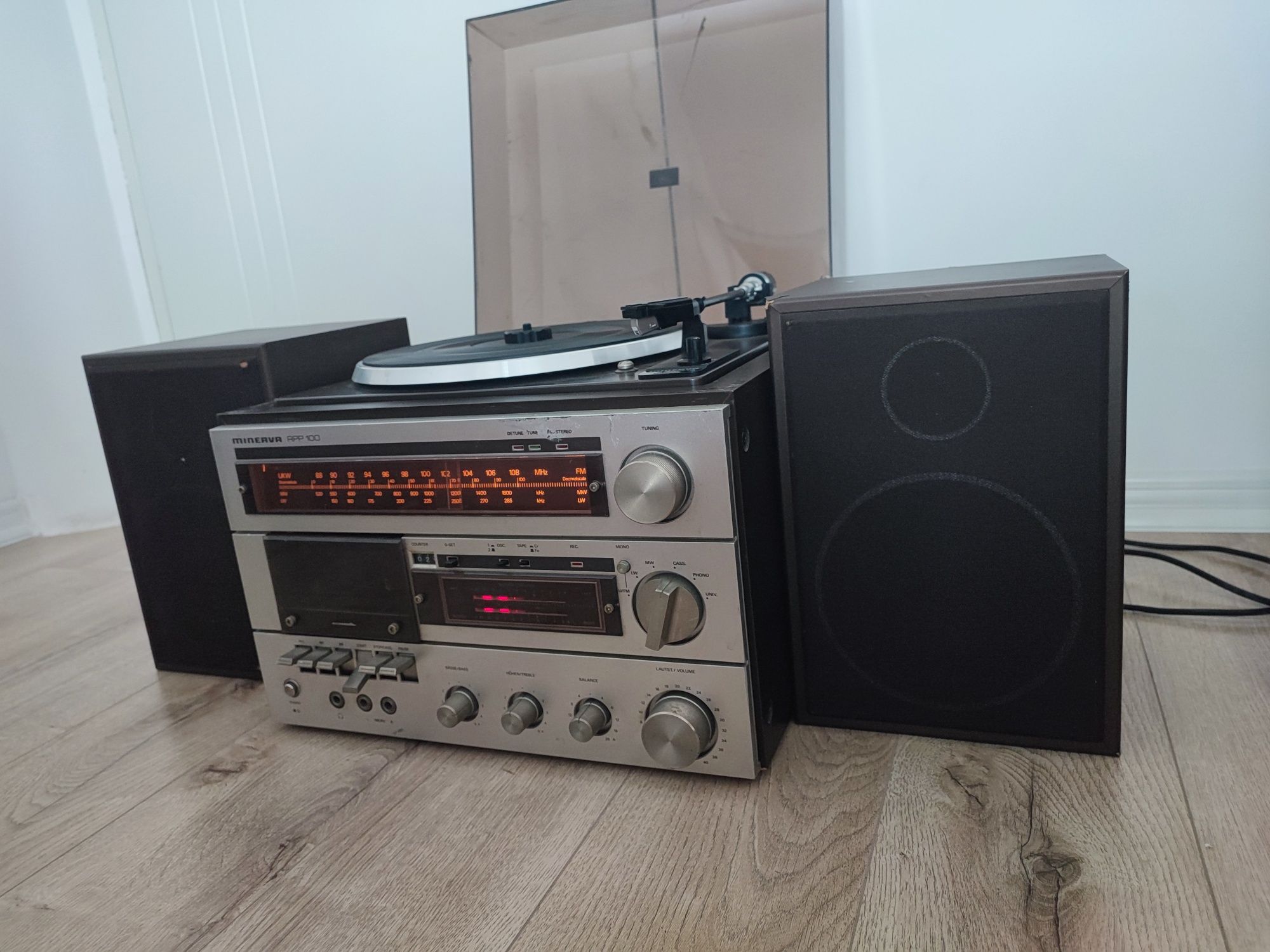 Combina audio Minerva RPP 100 pick up deck radio fara ac