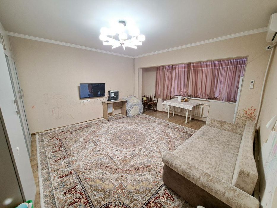 Продам квартиру Хамза Новза метро 2/2/9 Чиланзар