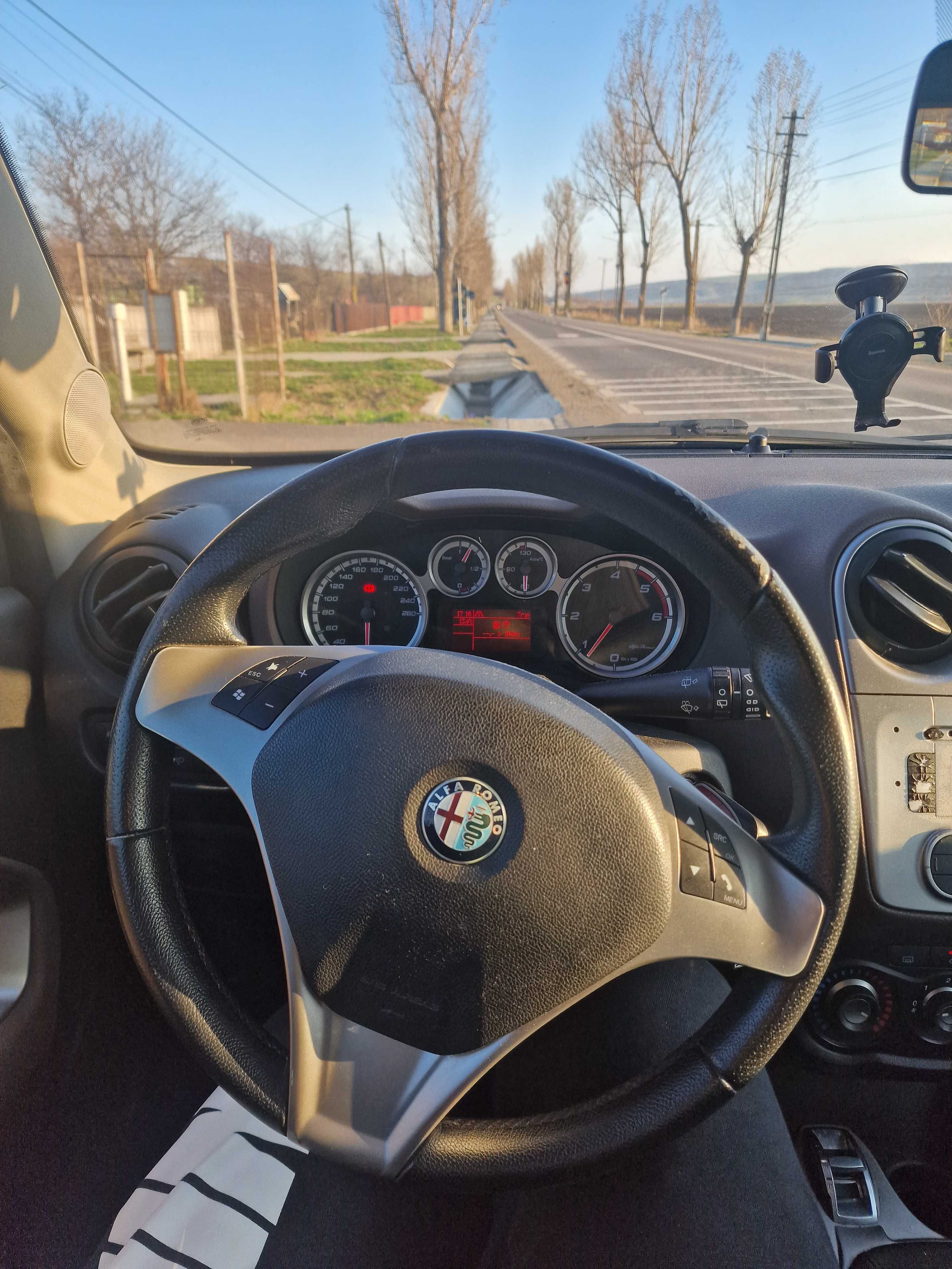 Vând Alfa Romeo Mito