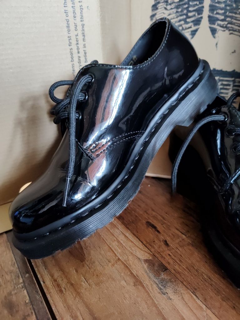 Кожени обувки Dr. Martens, 38-ми размер