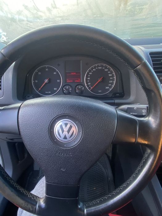 Volkswagen golf 5