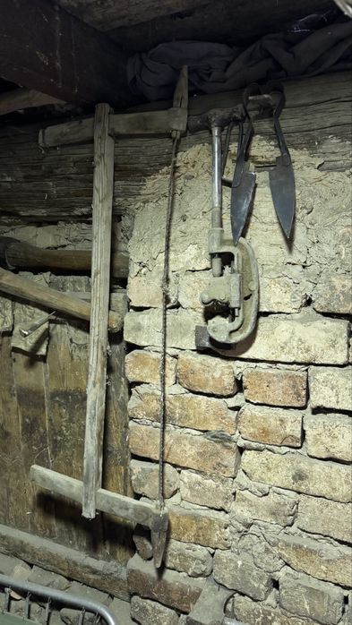 Инстарументы ссср топор лопата