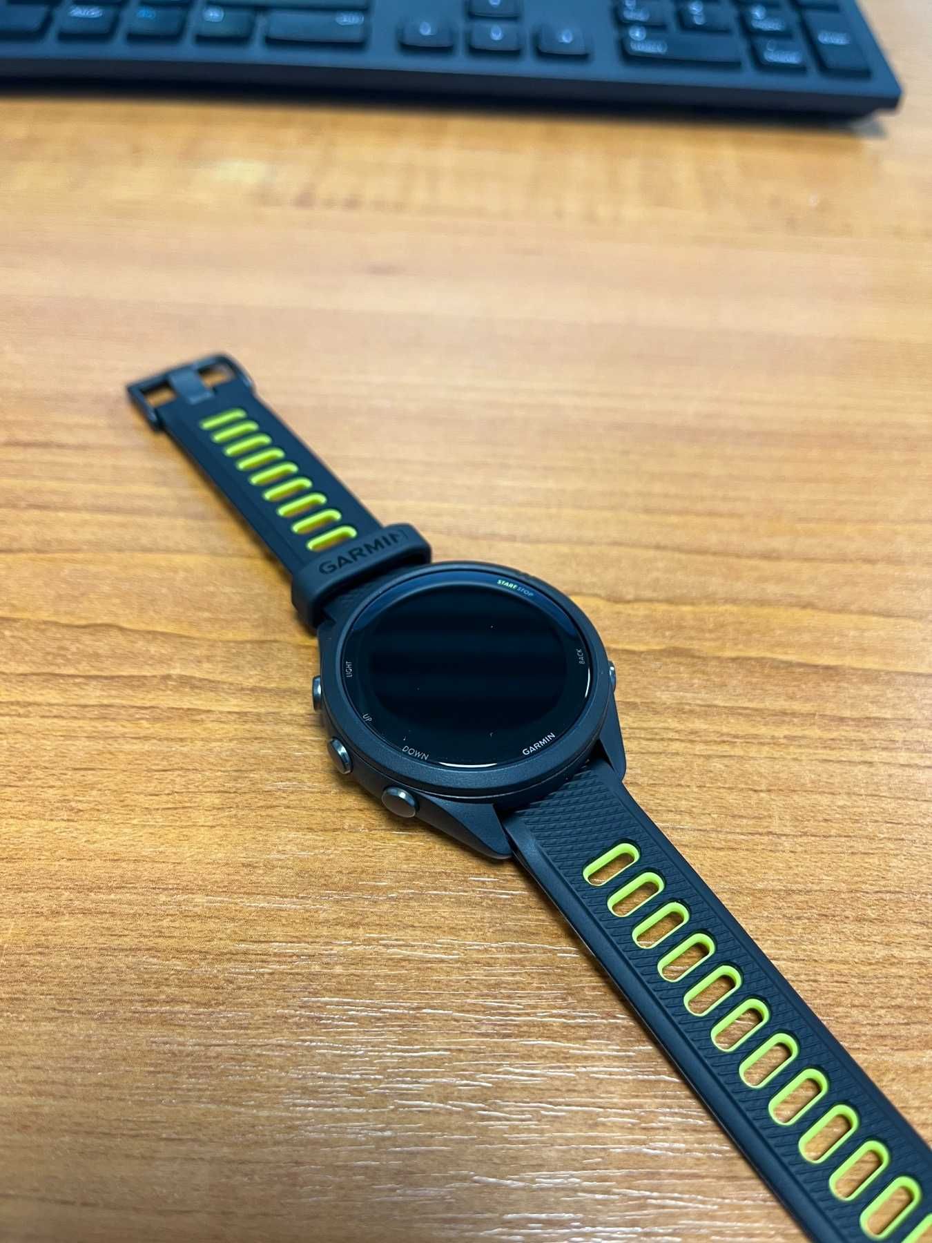 НОВ Garmin Forerunner 265s