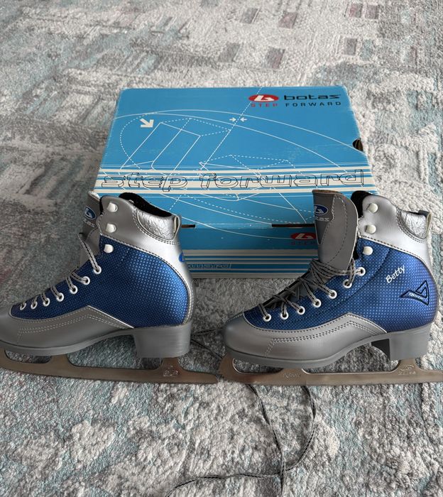 Patine artistice gheata full box ca noi botas Betty