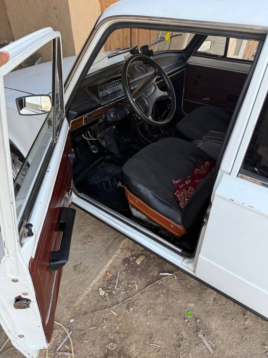 Jiguli 2102 xolati yaxshi