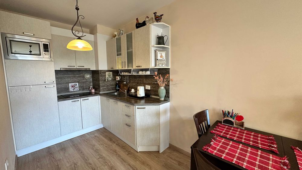 Продава се Двустаен апартамент в Варна, Морска градина - 64 кв.м за 2797 €/кв.м - Снимка #9