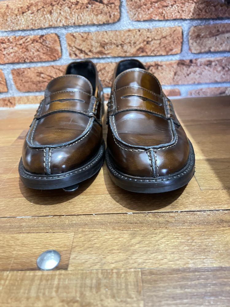 Mocasini eleganti aprope noi