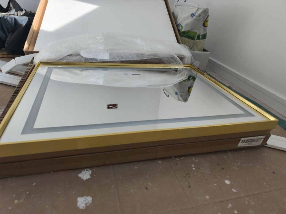 Oglinda 80x60 inteligenta