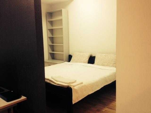 Дава се под наем Двустаен апартамент в Бургас, Възраждане - 45 кв.м за 204 € - Снимка #3