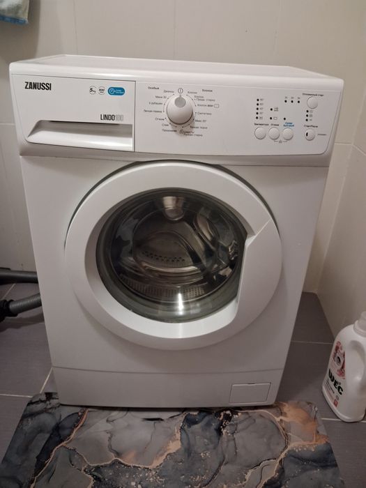 Стиральная машина Zanussi в отличном состоянии