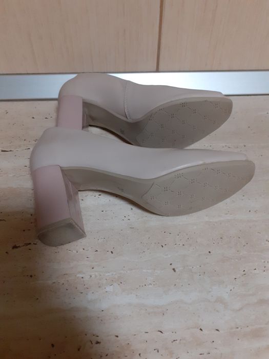 Pantofi cu toc 35 damă