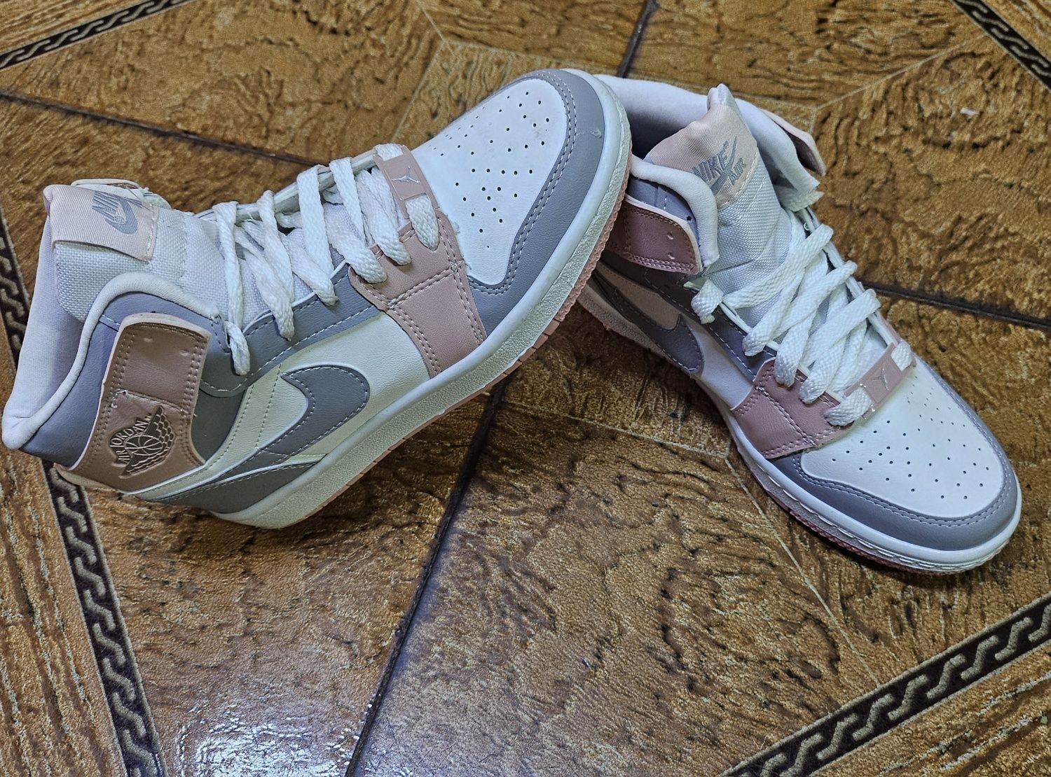 Ghete     Jordan 36-40