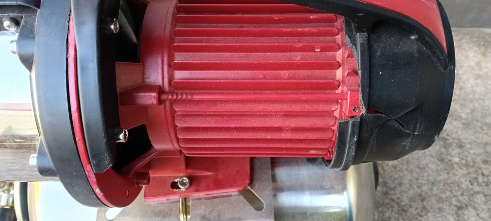 071108	Хидрофор 1300W 1" max 80L/min 3bar 48m Inox+ RD-WP1300S