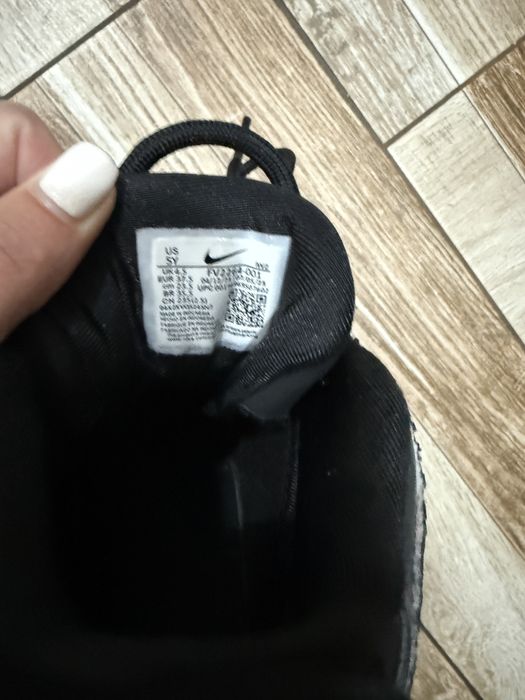 Nike отлични 37.5 см
