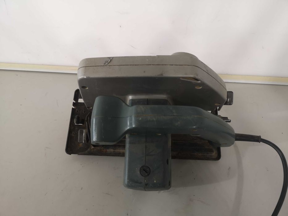 Ръчен циркуляр - Black & Decker 1150W