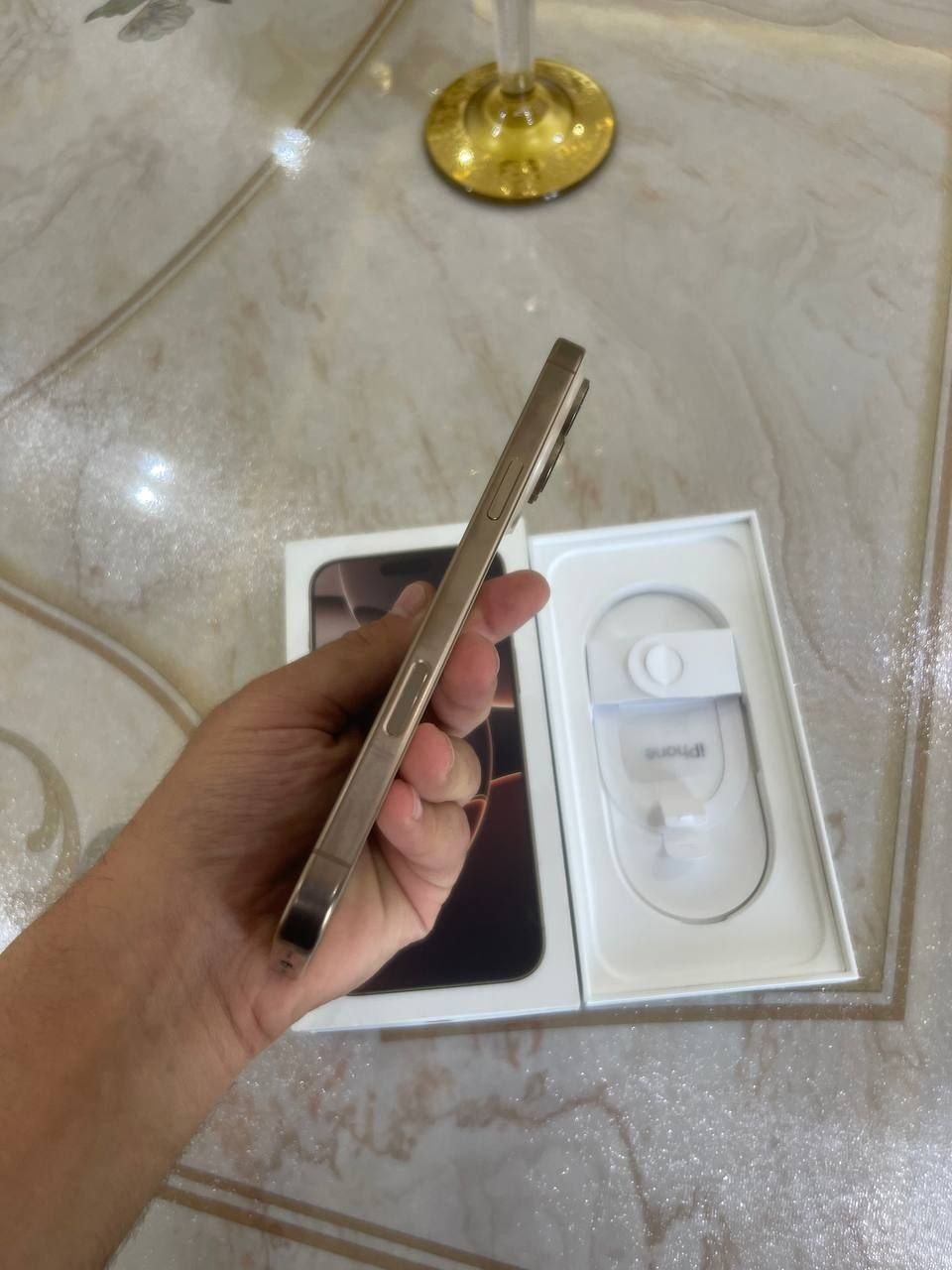 Iphone 16 pro max srochna