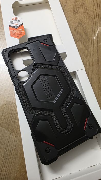 UAG Monarch Pro – черен за S24 Ultra