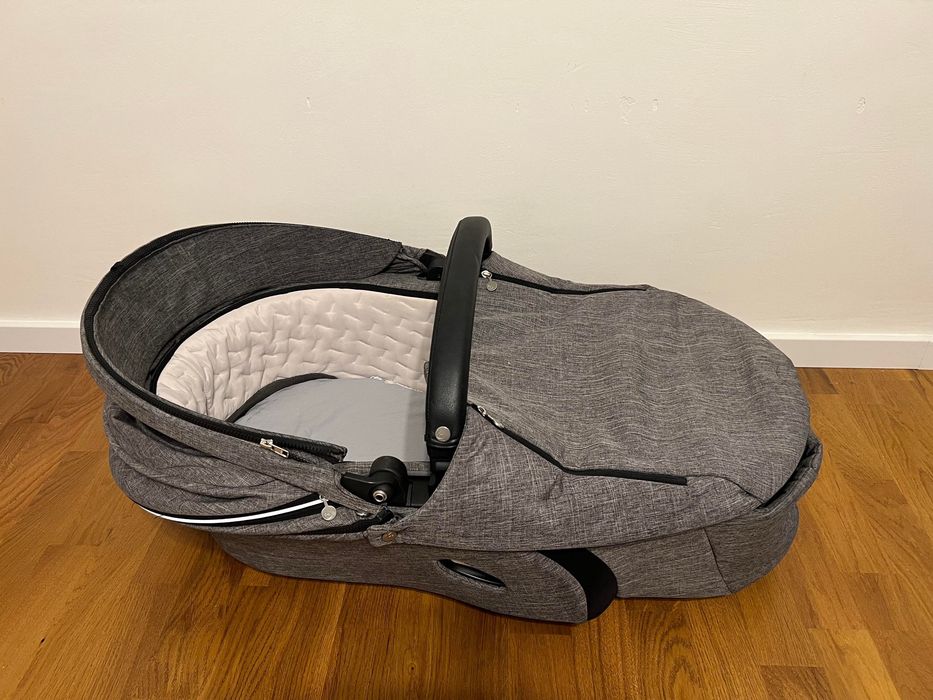Cărucior stokke v6