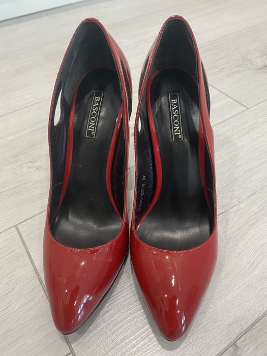 Женские туфли