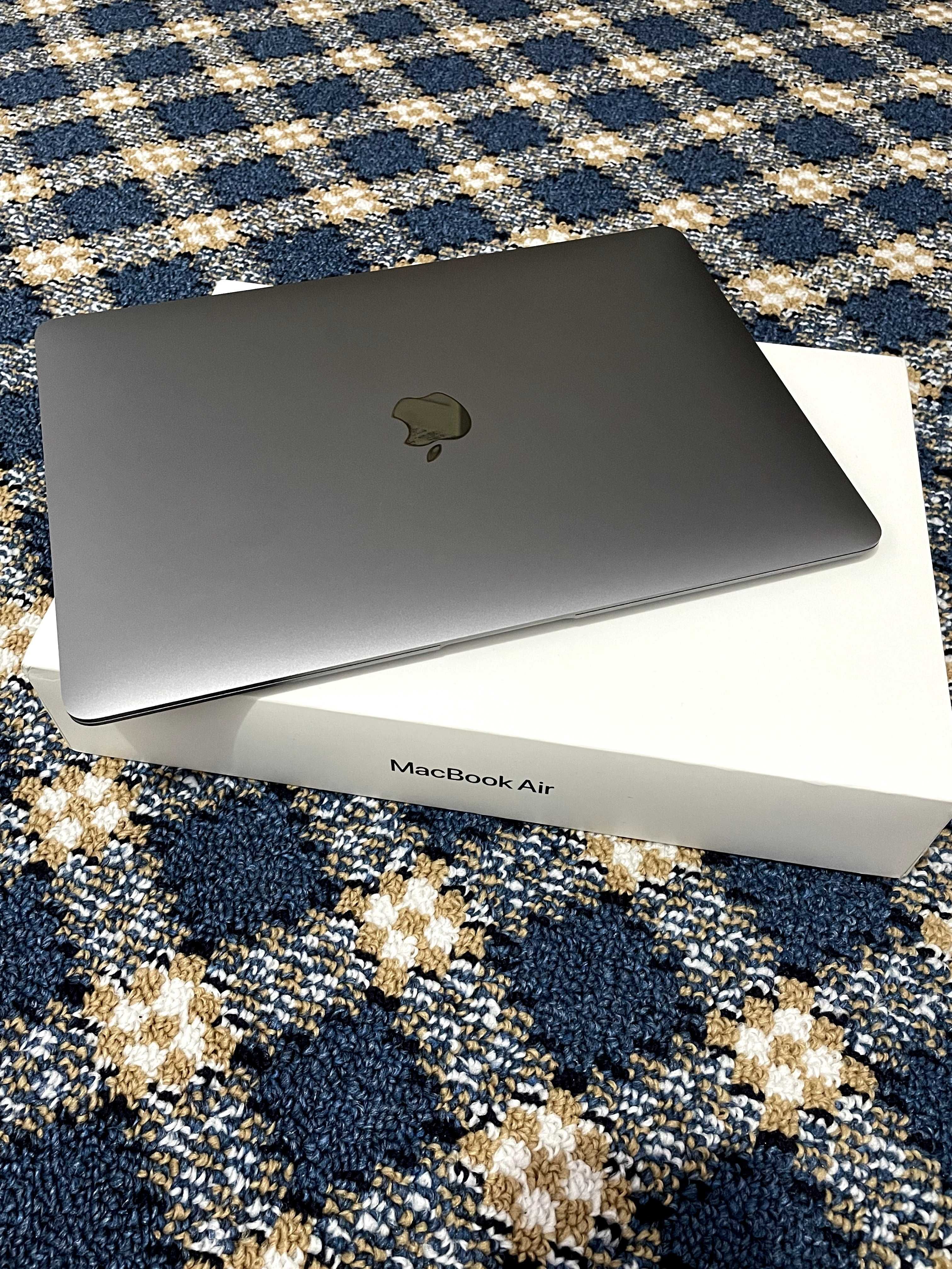 MacBook Air  13-inch 6/512